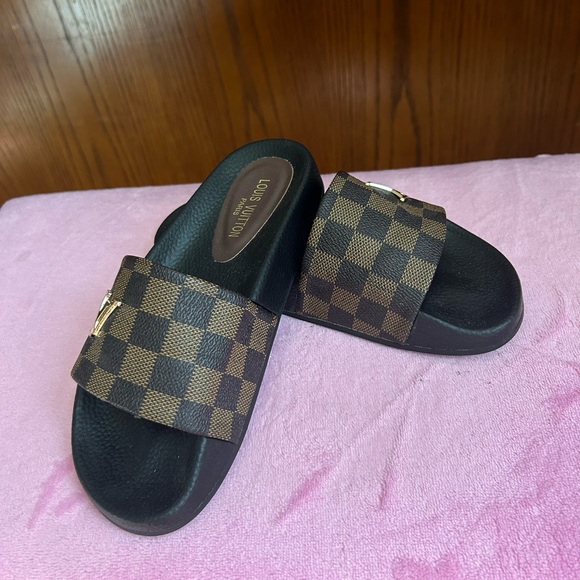 Brown Checkered Slide Sandals - Picture 1 of 5
